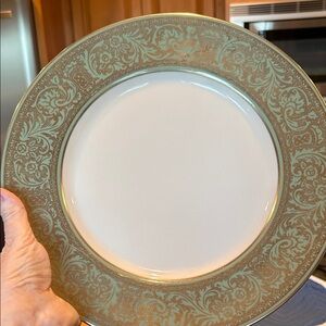 Franciscan Cream and Sage Floral Rim Dinner Plate - Classic Home Dining